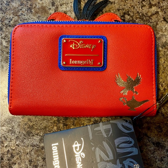 Loungefly Aladdin Lago Exclusive Wallet - Picture 2 of 6
